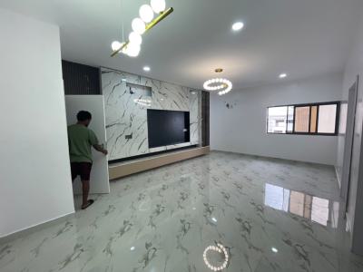 a Neat and Nice Mini Flat in 3rd Floor, Ikota, Lekki, Lagos, Mini Flat (room and Parlour) for Rent