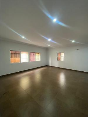 Fully Serviced 3bedroom Apartment with Bq, Prime Water Gardens, Lekki Phase 1, Lekki, Lagos, Flat / Apartment for Rent