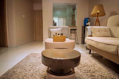 Cozy 2bed Apartment, Block 2, Maben Estate, Lekki Phase 2, Lekki, Lagos, Flat / Apartment Short Let