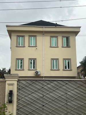 Spacious 3 Bedroom Pentfloor Apartment with Bq, Offf Bourdillon, Ikoyi, Lagos, House for Rent