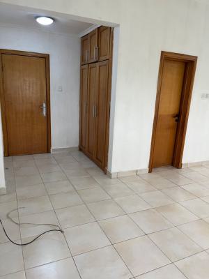 Spacious Studio Apartment with Open Kitchen Plan , Upstairs, Serviced, Idado Estate Lekki, Lekki, Lagos, Self Contain (single Rooms) for Rent