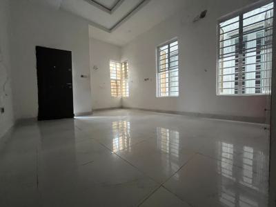 Master Bedroom in a Shared Apartment, Orchid Road, Lekki, Lagos, Flat / Apartment for Rent