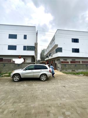 Spacious 2 Bedroom Duplex with Bq, Lekki Phase 1, Lekki, Lagos, Terraced Duplex for Sale