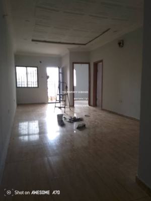 2 Bedroom Ensuite Flat Upstairs + Balcony, Sabo-alagomeji, Alagomeji, Yaba, Lagos, Flat / Apartment for Rent