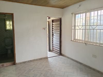a Nice Room Self-contained, Lekki Scheme 2, Ajiwe, Ajah, Lagos, Self Contain (single Rooms) for Rent