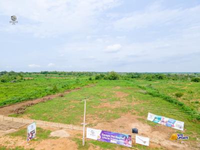 Affordable Dry Land Facing Express Road with C of O Title, Ibadan Riviera Estate, Ido, Oyo, Commercial Land for Sale