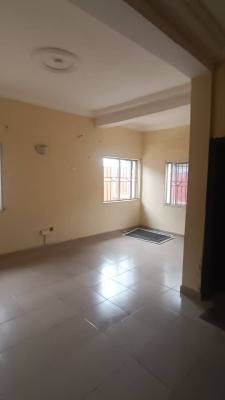 Luxurious Masters Bedroom, Share Apartment, Ilaje, Off Mobil Road, Ajah, Lagos, Self Contain (single Rooms) for Rent