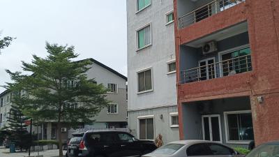 Spacious 3 Bedrooms Flat Serviced Apartment with Boyz Quarter, Horizon 2 Estate Meadow Hall Road, Ikate, Lekki, Lagos, Flat / Apartment for Sale