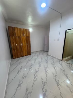 a Well Maintained and Spacious 2bedroom Apartment, Phase 1, Lekki, Lagos, Flat / Apartment for Sale
