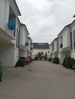 4 Bedroom Terraced Duplex in a Medium Sized Estate, Orchid Road, Before Enyo Petrol Station, Lekki, Lagos, Terraced Duplex for Rent