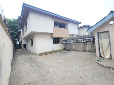 Well-maintained 4-bedroom Semi-detached House with Bq, Lekki Phase 1, Lekki, Lagos, Semi-detached Duplex for Rent