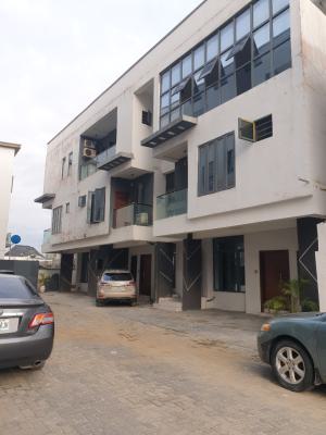 Spacious an Newly Renovated 3bedroom Maisonette, Ologolo, Lekki, Lagos, Flat / Apartment for Rent