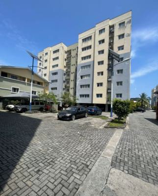 Serviced 3 Bedroom Flat with Bq & 24hrs Power, Primewater Gardens, Lekki Phase 1, Lekki, Lagos, Flat / Apartment for Rent