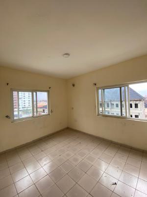 Fully Serviced and Well Maintained 3 Bedroom Apartment with a Room Bq, Prime Water Estate Ikate, Ikate, Lekki, Lagos, Flat / Apartment for Rent