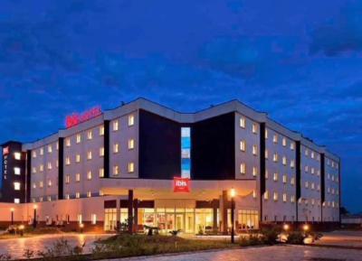 188 Rooms Functional Hotel, Ajao Estate, Murtala Mohammed International Airport, Isolo, Lagos, Hotel / Guest House for Sale