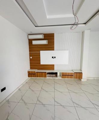 Distress 2 Bedroom  Flat, Ikate, Lekki, Lagos, Flat / Apartment for Sale