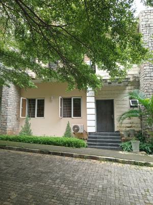 a Well-built Serviced 4 Bedrooms Terraced Duplex + 1 Bq, Guzape District, Abuja, Terraced Duplex for Rent