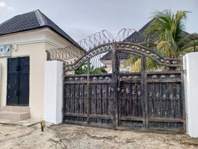 3 Bedrooms Bungalow, Crd Cele Road, Fha (f.h.a), Lugbe District, Abuja, Detached Bungalow for Rent