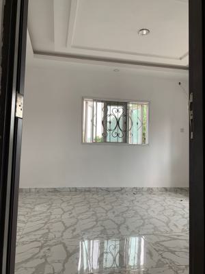 3 Bedrooms Upstairs Flat, Opposite Vgc Estate, Lekki, Lagos, Flat / Apartment for Rent
