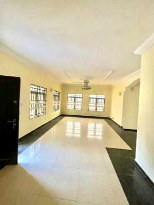Well Renovated Spacious 3 Bedroom Penthouse with Bq, Chevron Lekki Lagos, Lekki, Lagos, House for Rent