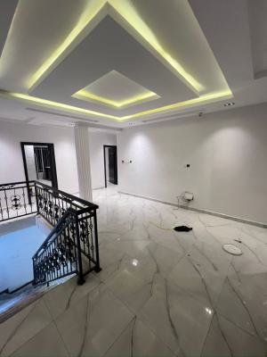 Luxury 2bedroom Maisonette Apartment, Chisco Enyo Side Ikate Lekki, Lekki, Lagos, Flat / Apartment for Rent