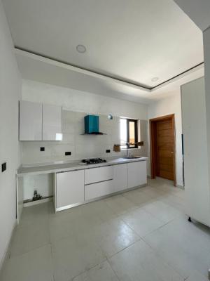 Brand New 2 Bed Apartment with Swimming Pool, Lekki Phase 1, Lekki, Lagos, Flat / Apartment for Rent