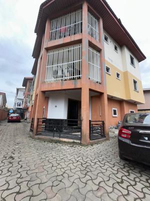 3 Bedroom  Apartment with Self Compound, Osapa, Lekki, Lagos, Flat / Apartment for Rent