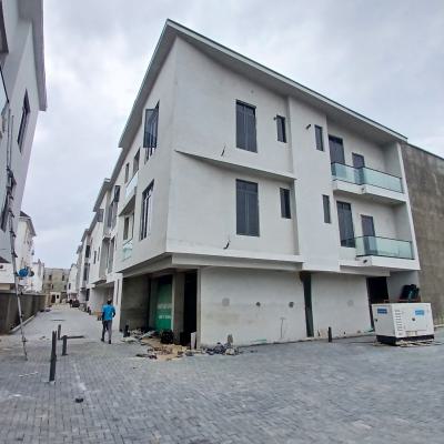 Very Spaciously Built  3 Bedroom Luxury Apartment, Lekki Phase 1, Lekki, Lagos, Flat / Apartment for Sale