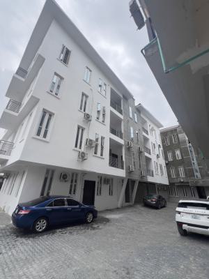 Lovely 3 Bedroom Apartment with Bq, Lekki Phase 1, Lekki, Lagos, Flat / Apartment for Rent