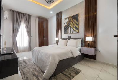 Furnished 2 Bedrooms Apartment with Pool, Lekki Phase 1, Lekki, Lagos, Flat / Apartment Short Let