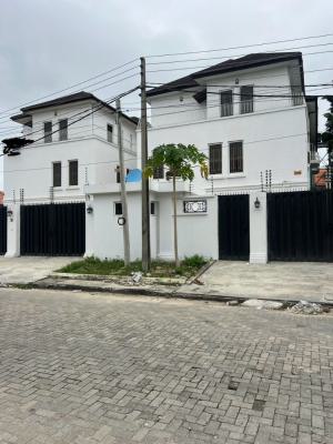 Fully Service 3bedroom Penthouse at Lekki Phase 1, Off Admiralty Way Lekki Phase 1, Lekki Phase 1, Lekki, Lagos, House for Rent
