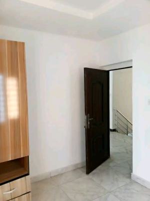 Clean and Spacious Room in a Shared Apartment ( Upstairs), Lekki County, Ikota, Lekki, Lagos, Self Contain (single Rooms) for Rent