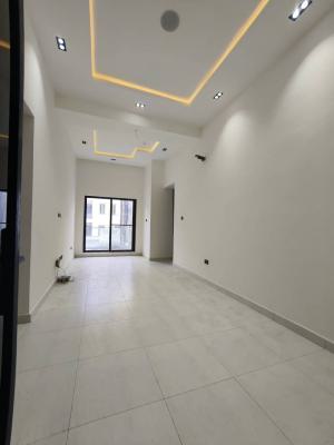 Luxury 2 Bedroom Apartment Plus Bq, Lekki Phase 1, Lekki, Lagos, Flat / Apartment for Rent