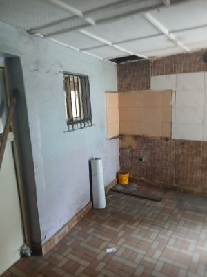 Spacious Shop/office, Ogba, Ikeja, Lagos, Shop for Rent
