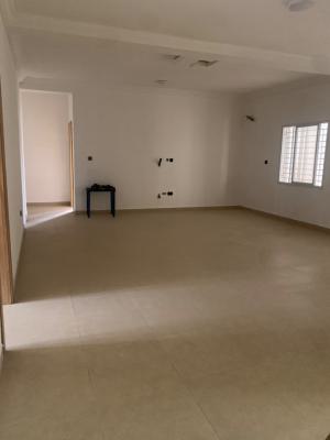 Massive Luxury 3 Bedroom Flat Upstairs, Lekki Scheme 2 Via Mobil Road Ilaje, Ajah, Lagos, House for Rent