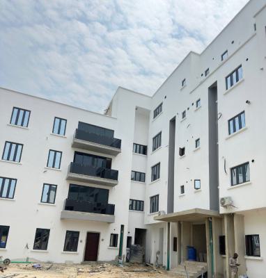 Contemporary 2 Bedroom Apartment with Inbuilt Acs, Right Side, Lekki Phase 1, Lekki, Lagos, Flat / Apartment for Sale