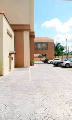 Spacious 3-bedroom Flat with Swimming Pool and Gym, Old Ikoyi, Ikoyi, Lagos, Flat / Apartment for Sale