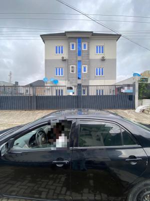 3 Bedroom Flat Apartment, Osapa, Lekki, Lagos, Flat / Apartment for Sale