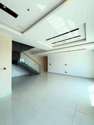 Luxury 4 Bedroom Apartment Giveaway Offer, Lekki Phase 1, Lekki, Lagos, Flat / Apartment for Rent