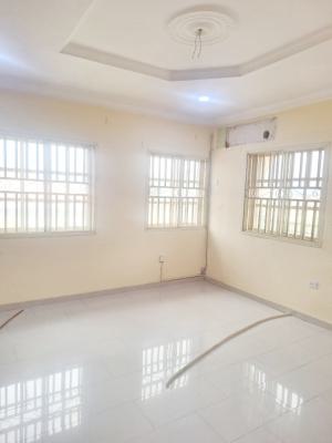 a Well Maintained Spacious 3 Bedroom Flat, Omole Phase 2, Ikeja, Lagos, Flat / Apartment for Rent