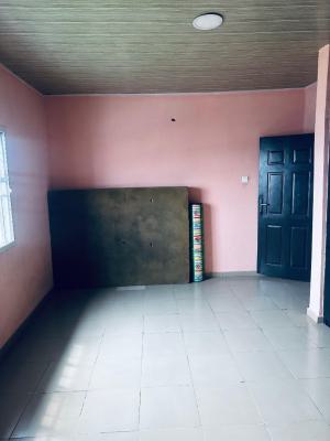 Semi Master Bedroom in a Secured  Environment, Orchid Road Cooplag Estate, Lekki, Lagos, Flat / Apartment for Rent