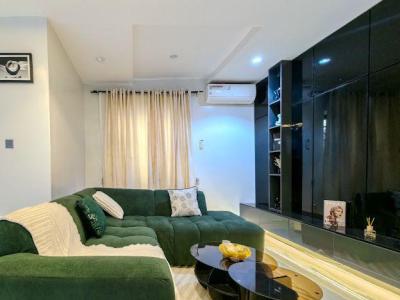 Newly Fresh Baked My Luxury 1 Bedroom Beach View, Pool, Snooker, T, Lekki Phase 1, Lekki, Lagos, Flat / Apartment Short Let