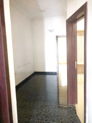 Luxury and Well Maintained 3 Bedroom Apartment, Gra Phase 1, Magodo, Lagos, Flat / Apartment for Rent