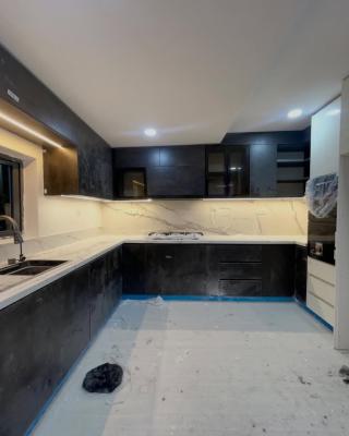 Newly Built and Serviced with 24/7 Power Supply 2 Bedroom En-suite Fla, Ikate, Lekki, Lagos, Flat / Apartment for Rent