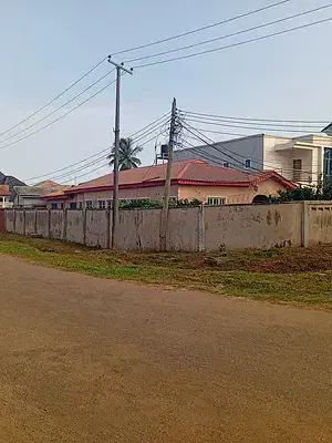 A Taste of Serenity:a Very Spacious 5bedroom Bungalow — Agbara-Igbesa, Lagos