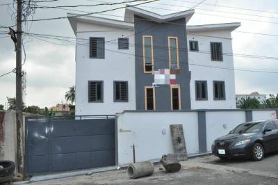5 Bedrooms Semi-detached Duplex with Bq, Akora Villa Estate, Adeniyi Jones, Ikeja, Lagos, Detached Duplex for Sale