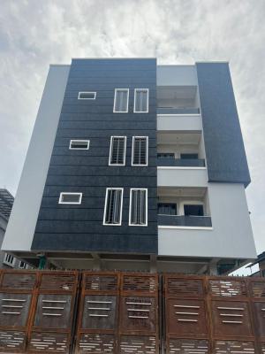 Eye Catchy 3 Bedroom Apartment in a Top Notch Location, Yaba, Lagos, Flat / Apartment for Sale