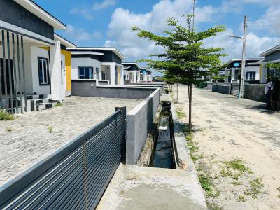 Furnished 3bedroom Detached Bungalows with Employee Quarters, Wonder Court Type B 3bedroom Detached Bungalows Located at Orinbanwa, Awoyaya, Ibeju Lekki, Lagos, Detached Bungalow for Sale