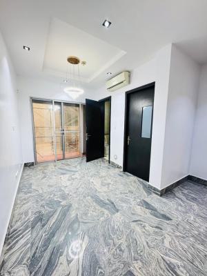 Luxuriously Built 2 Bedroom Flat + Bq, Lekki Phase 1, Lekki, Lagos, Flat / Apartment for Rent