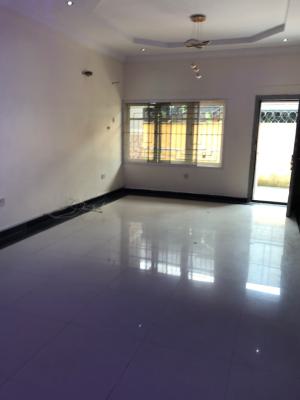 Very Standard and Massive Clean 2 Bedroom Flat @lekki Phase 1, Lekki Phase 1, Lekki, Lagos, Flat / Apartment for Rent